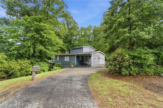 4701 New Walkertown Road, Walkertown, NC 27051
