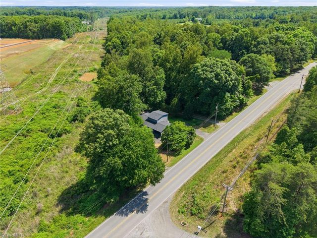 4701 New Walkertown Road, Walkertown, NC 27051