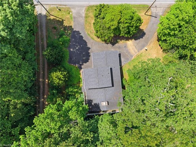 4701 New Walkertown Road, Walkertown, NC 27051