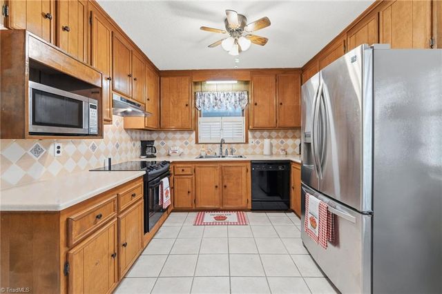 4701 New Walkertown Road, Walkertown, NC 27051