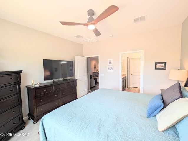 1477 E Basalt Drive, Green Valley, AZ 85614