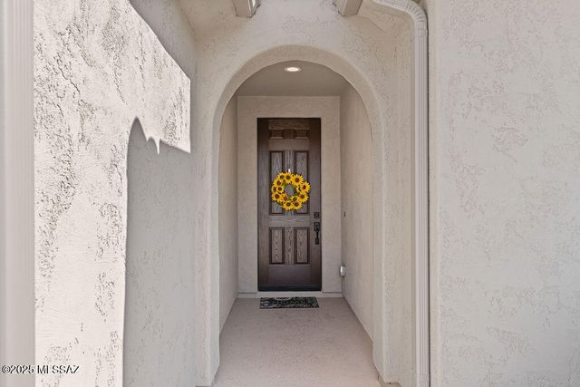 1477 E Basalt Drive, Green Valley, AZ 85614