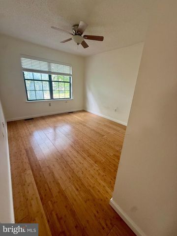 9 LATTA CT, Lawrenceville, NJ 08648