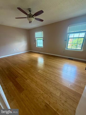9 LATTA CT, Lawrenceville, NJ 08648