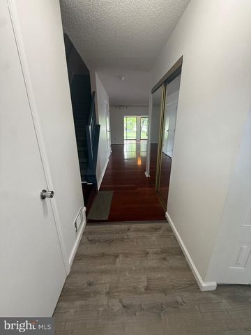 9 LATTA CT, Lawrenceville, NJ 08648