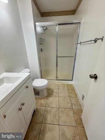9 LATTA CT, Lawrenceville, NJ 08648