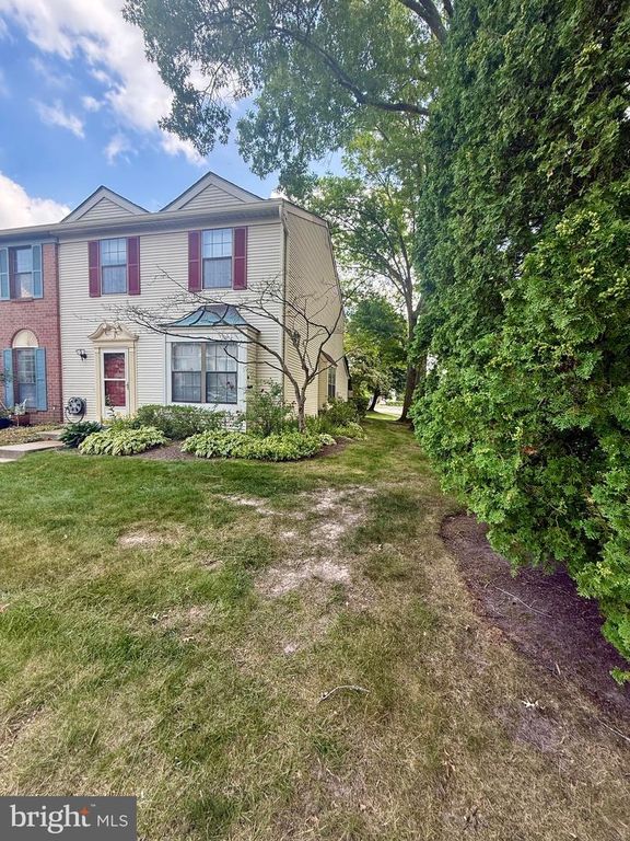 9 LATTA CT, Lawrenceville, NJ 08648