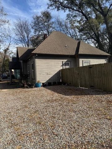 1735 Bolton NW Road, Atlanta, GA 30318