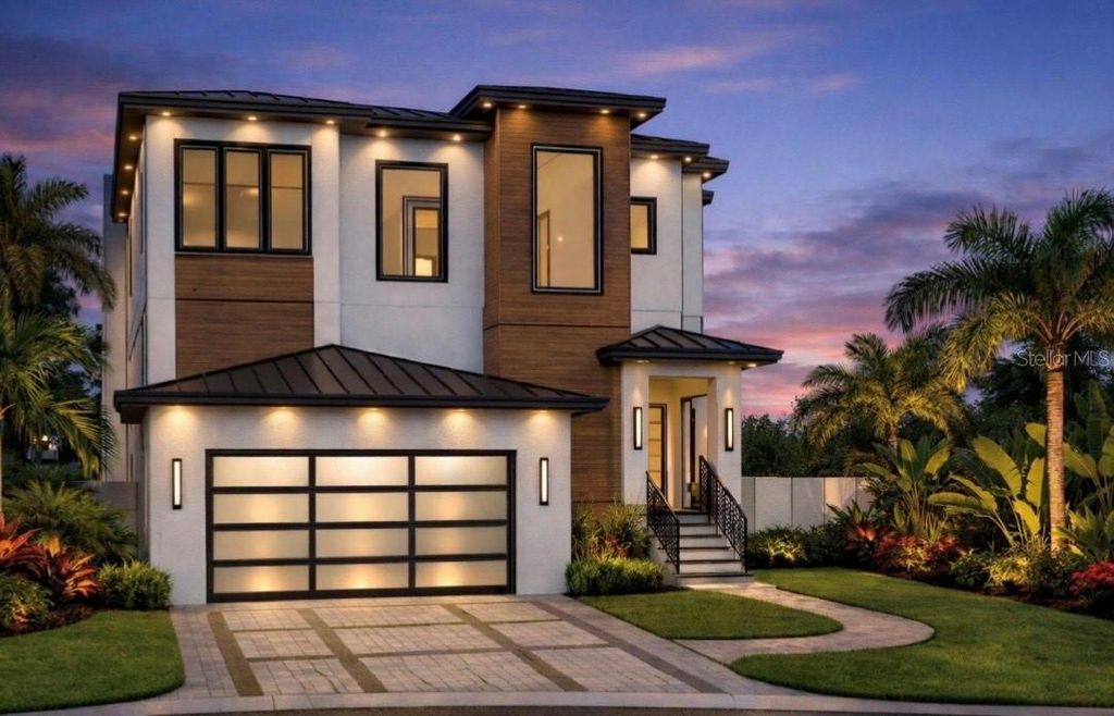 678 GENEVA PLACE, Tampa, FL 33606