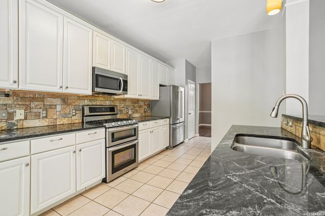 1703 HADBURY LN, San Antonio, TX 78248