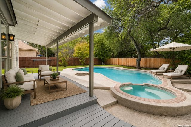 1703 HADBURY LN, San Antonio, TX 78248