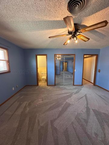 1007 Archer Street, Spearman, TX 79081