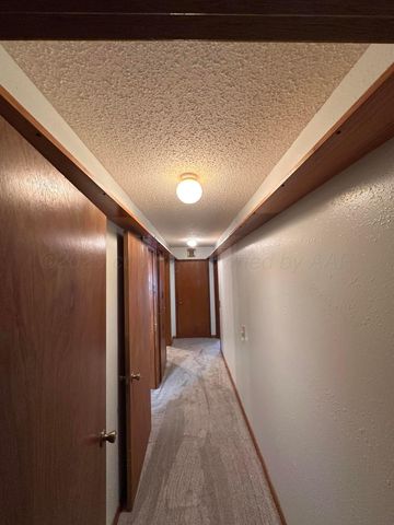 1007 Archer Street, Spearman, TX 79081