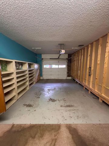 1007 Archer Street, Spearman, TX 79081