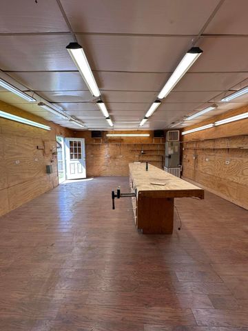 1007 Archer Street, Spearman, TX 79081