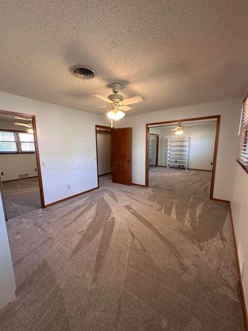 1007 Archer Street, Spearman, TX 79081