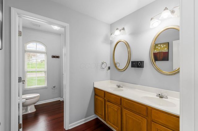1 Lakes At Cheshire Drive, Delaware, OH 43015