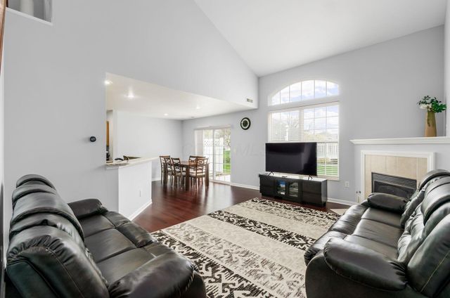 1 Lakes At Cheshire Drive, Delaware, OH 43015