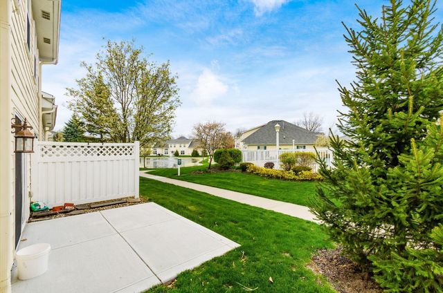 1 Lakes At Cheshire Drive, Delaware, OH 43015