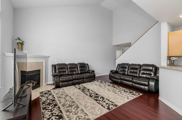 1 Lakes At Cheshire Drive, Delaware, OH 43015