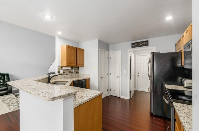 1 Lakes At Cheshire Drive, Delaware, OH 43015