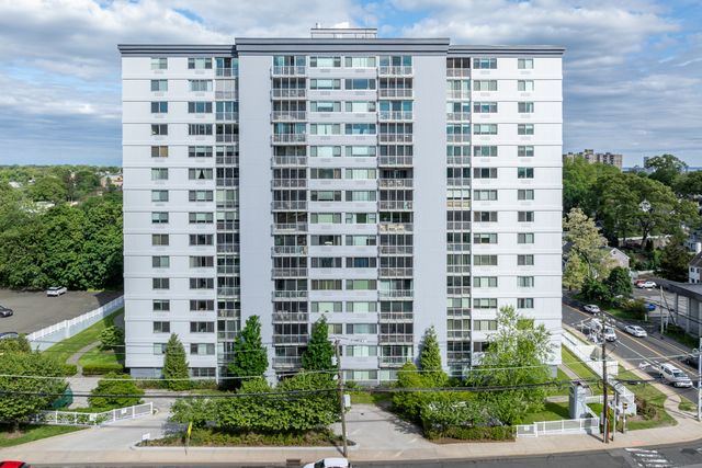1 Strawberry Hill Avenue APT 14C, Stamford, CT 06902