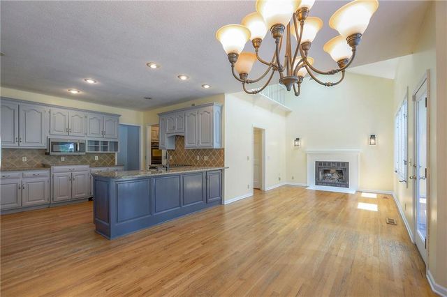 5708 W 129th Street, Overland Park, KS 66209