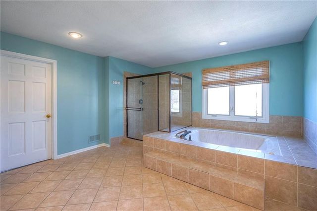 5708 W 129th Street, Overland Park, KS 66209