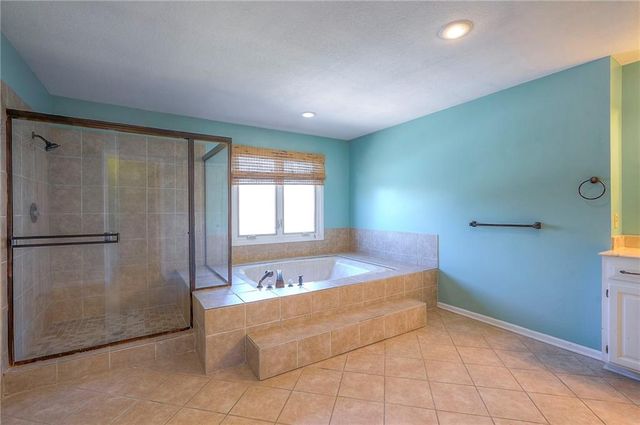 5708 W 129th Street, Overland Park, KS 66209