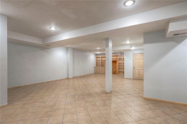 5708 W 129th Street, Overland Park, KS 66209