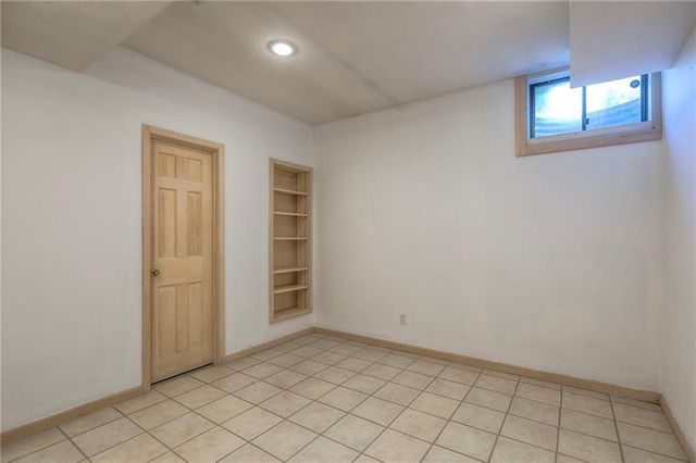 5708 W 129th Street, Overland Park, KS 66209