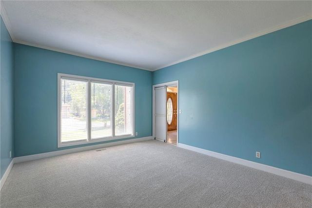 5708 W 129th Street, Overland Park, KS 66209