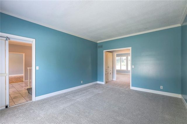 5708 W 129th Street, Overland Park, KS 66209