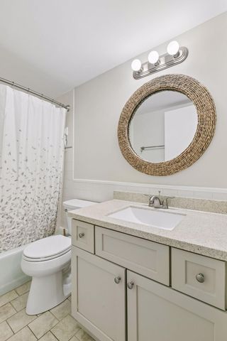 4636 Cedar Lake Road S 2, Saint Louis Park, MN 55416