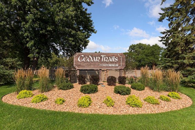 4636 Cedar Lake Road S 2, Saint Louis Park, MN 55416