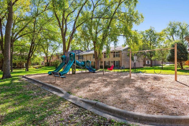 4636 Cedar Lake Road S 2, Saint Louis Park, MN 55416