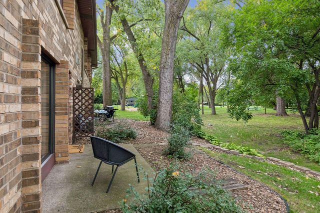 4636 Cedar Lake Road S 2, Saint Louis Park, MN 55416