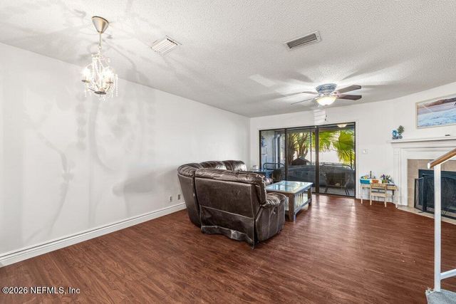 7701 BAYMEADOWS Circle W 1023, Jacksonville, FL 32256
