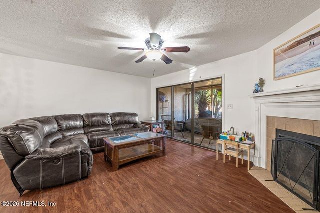 7701 BAYMEADOWS Circle W 1023, Jacksonville, FL 32256