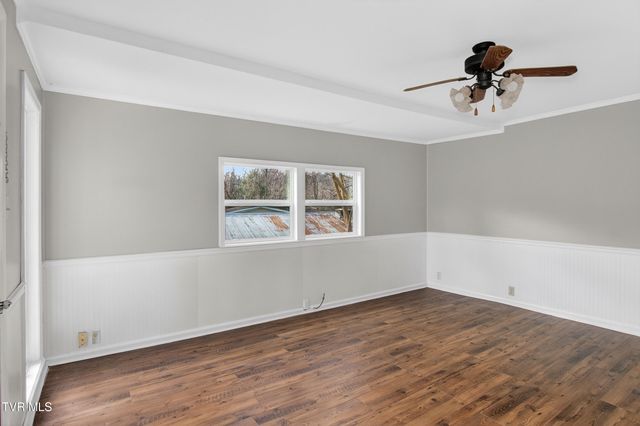 1140 West Irish Street, Greeneville, TN 37743