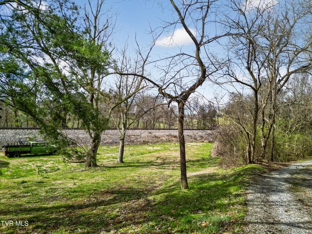 1140 West Irish Street, Greeneville, TN 37743