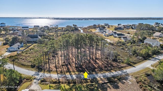 110 & 112 Ashley Lane, Beaufort, NC 28516