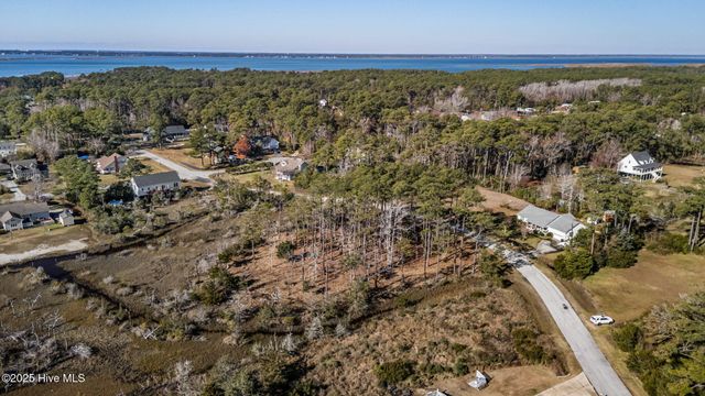 110 & 112 Ashley Lane, Beaufort, NC 28516