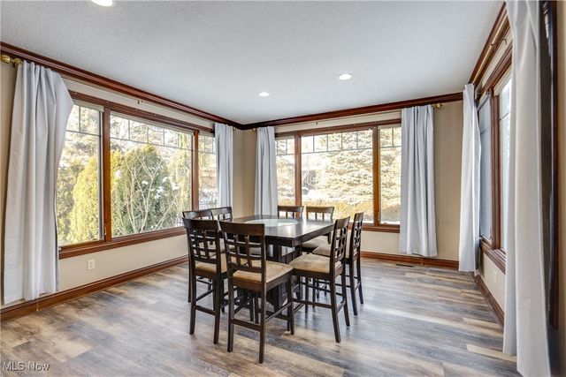 8366 Greenock Drive NW, North Canton, OH 44720