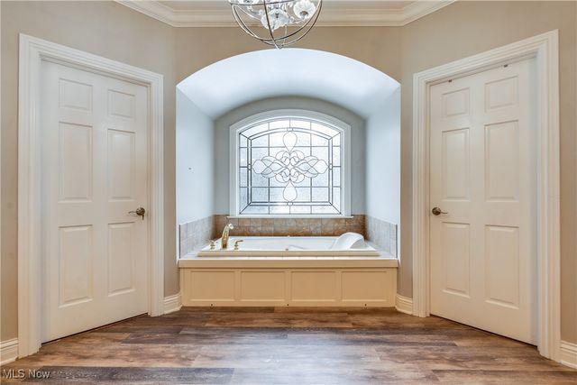 8366 Greenock Drive NW, North Canton, OH 44720