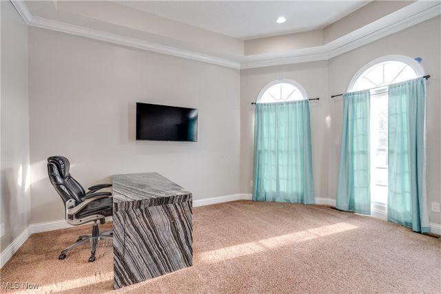 8366 Greenock Drive NW, North Canton, OH 44720