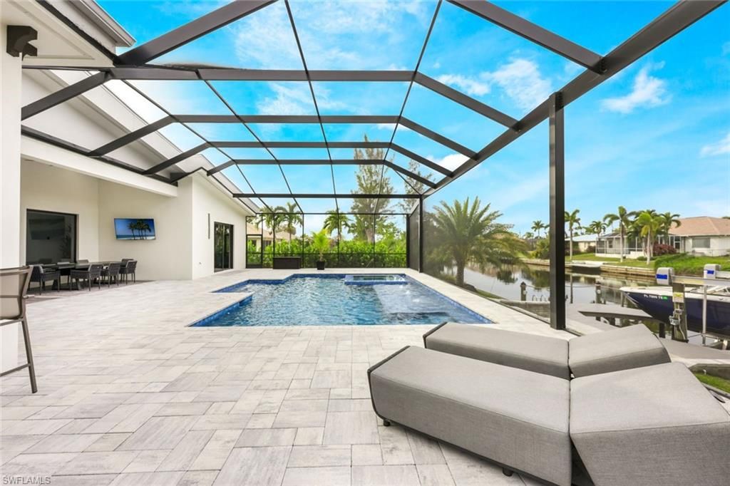 215 SE 28th TER, CAPE CORAL, FL 33904 — photo 4