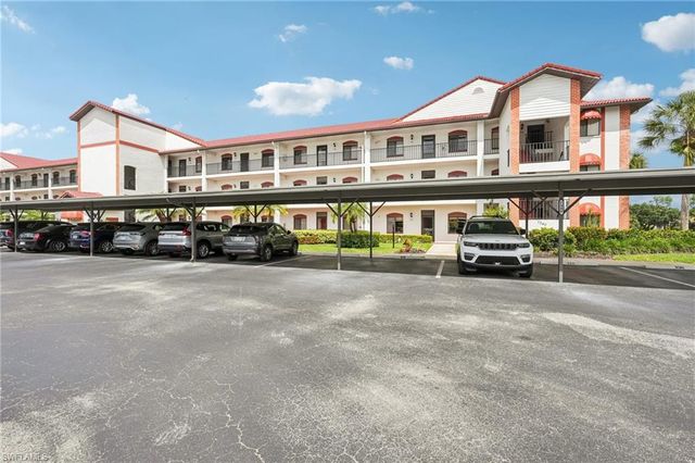 7340 Coventry CT 809, Naples, FL 34104