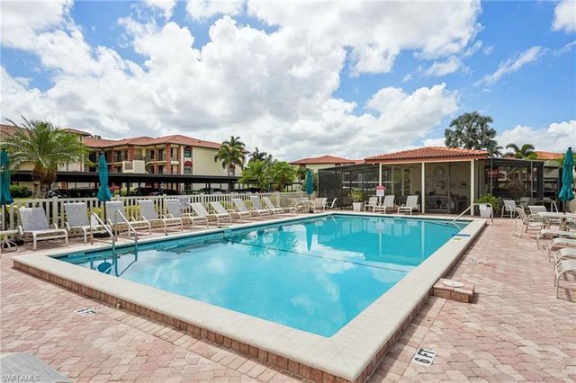 7340 Coventry CT 809, Naples, FL 34104
