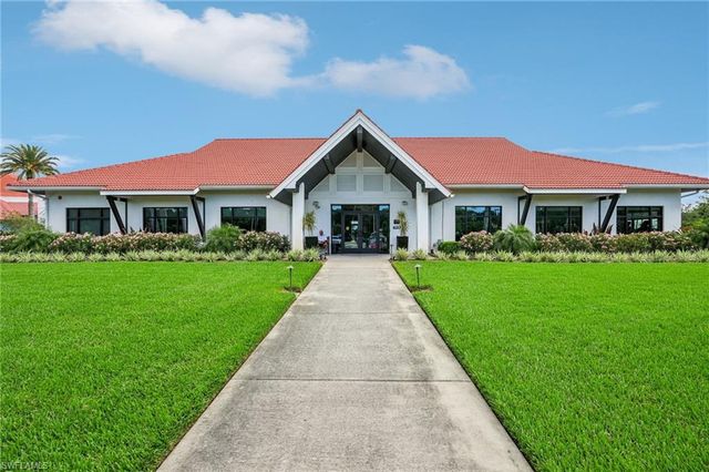 7340 Coventry CT 809, Naples, FL 34104